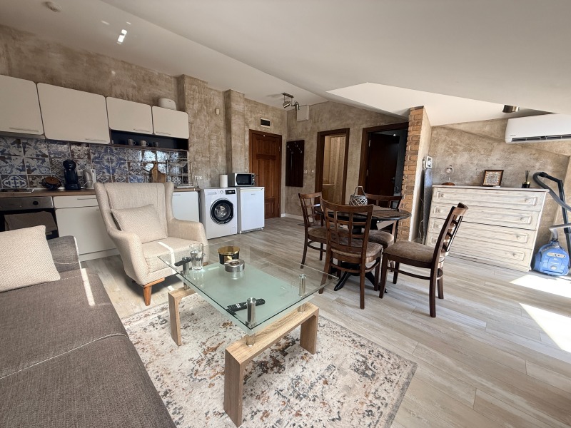 Продава 2-СТАЕН, област Благоевград, гр. Банско • 88000 € • 50781156 1 — Holmes.bg Продава 2-СТАЕН, област Благоевград, гр. Банско • 88000 € • 50781156 1
