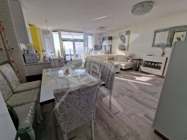 Продава 3-СТАЕН, област Бургас, с. Равда • 260000 € / 508515.80 лв. • 35163331 1 — Holmes.bg Продава 3-СТАЕН, област Бургас, с. Равда • 260000 € / 508515.80 лв. • 35163331 1