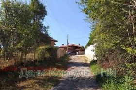 Продажба на имоти в с. Бадевци, област Велико Търново - изображение 5 