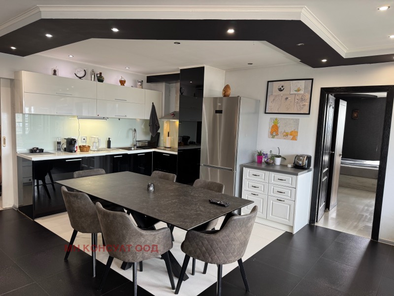 Продава 4-СТАЕН, град София, Надежда 4 • 411250 € • 55281389 1 — Holmes.bg Продава 4-СТАЕН, град София, Надежда 4 • 411250 € • 55281389 1