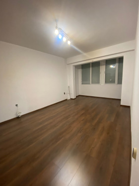 2-СТАЕН, 70 m2 - Holmes.bg 2-СТАЕН, 70 m2