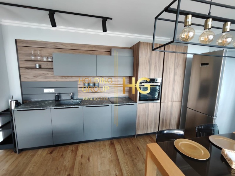 Продава 3-СТАЕН, град Варна, Бриз • 390000 € / 762773.70 лв. • 37243211 1 — Holmes.bg Продава 3-СТАЕН, град Варна, Бриз • 390000 € / 762773.70 лв. • 37243211 1