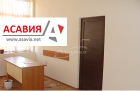 Продажба на офиси в град Ловеч - изображение 2 