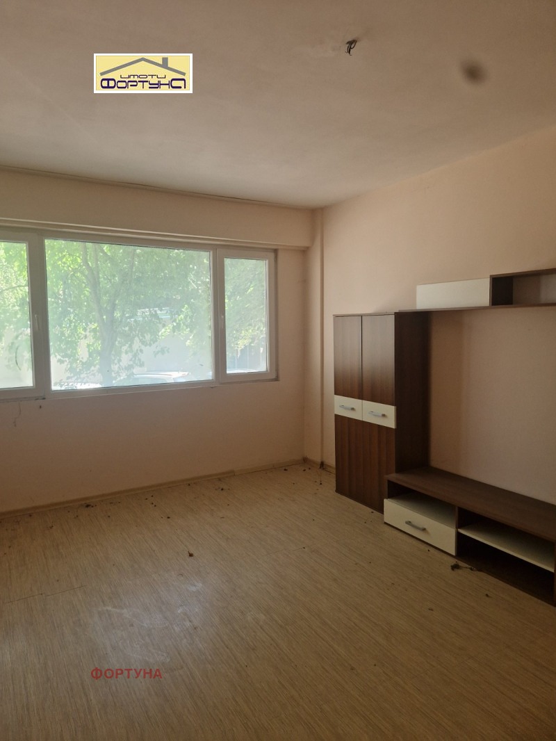 Продава 1-СТАЕН, град Русе, Здравец Изток • 53500 € / 104636.90 лв. • 63029119 1 — Holmes.bg Продава 1-СТАЕН, град Русе, Здравец Изток • 53500 € / 104636.90 лв. • 63029119 1