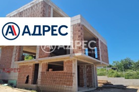 КЪЩА, 304 m2 - Holmes.bg КЪЩА, 304 m2