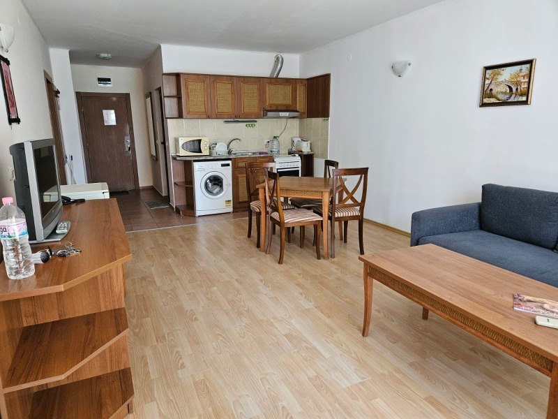 Продава 3-СТАЕН, област Бургас, гр. Свети Влас • 103600 € / 202623.99 лв. • 41134219 1 — Holmes.bg Продава 3-СТАЕН, област Бургас, гр. Свети Влас • 103600 € / 202623.99 лв. • 41134219 1