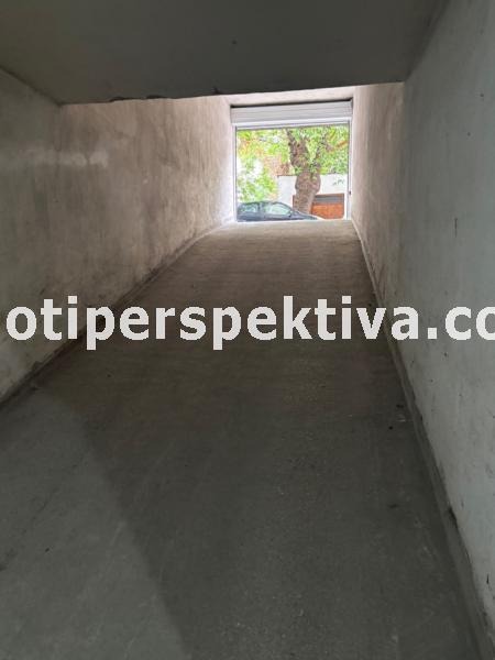 Продава ГАРАЖ, ПАРКОМЯСТО, град Пловдив, Център • 25460 € / 49795.43 лв. • 51260374 1 — Holmes.bg Продава ГАРАЖ, ПАРКОМЯСТО, град Пловдив, Център • 25460 € / 49795.43 лв. • 51260374 1