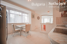 Обява Продава 4-СТАЕН,град София, Лозенец>