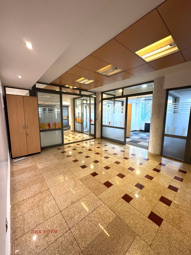 Под наем ОФИС, град София, Медицинска академия • 2296 € / 4490.59 лв. • 71076138 1 — Holmes.bg Под наем ОФИС, град София, Медицинска академия • 2296 € / 4490.59 лв. • 71076138 1