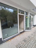 Под наем МАГАЗИН, град Търговище, Запад 1 • 190 € • 37565418 3 — Holmes.bg Под наем МАГАЗИН, град Търговище, Запад 1 • 190 € • 37565418 3