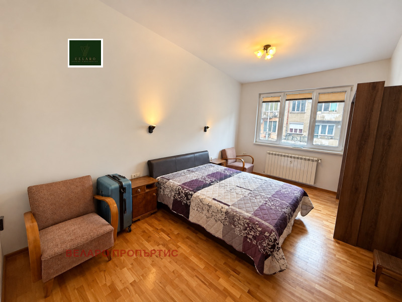 Под наем 3-СТАЕН, град София, Център • 900 € • 61024932 1 — Holmes.bg Под наем 3-СТАЕН, град София, Център • 900 € • 61024932 1