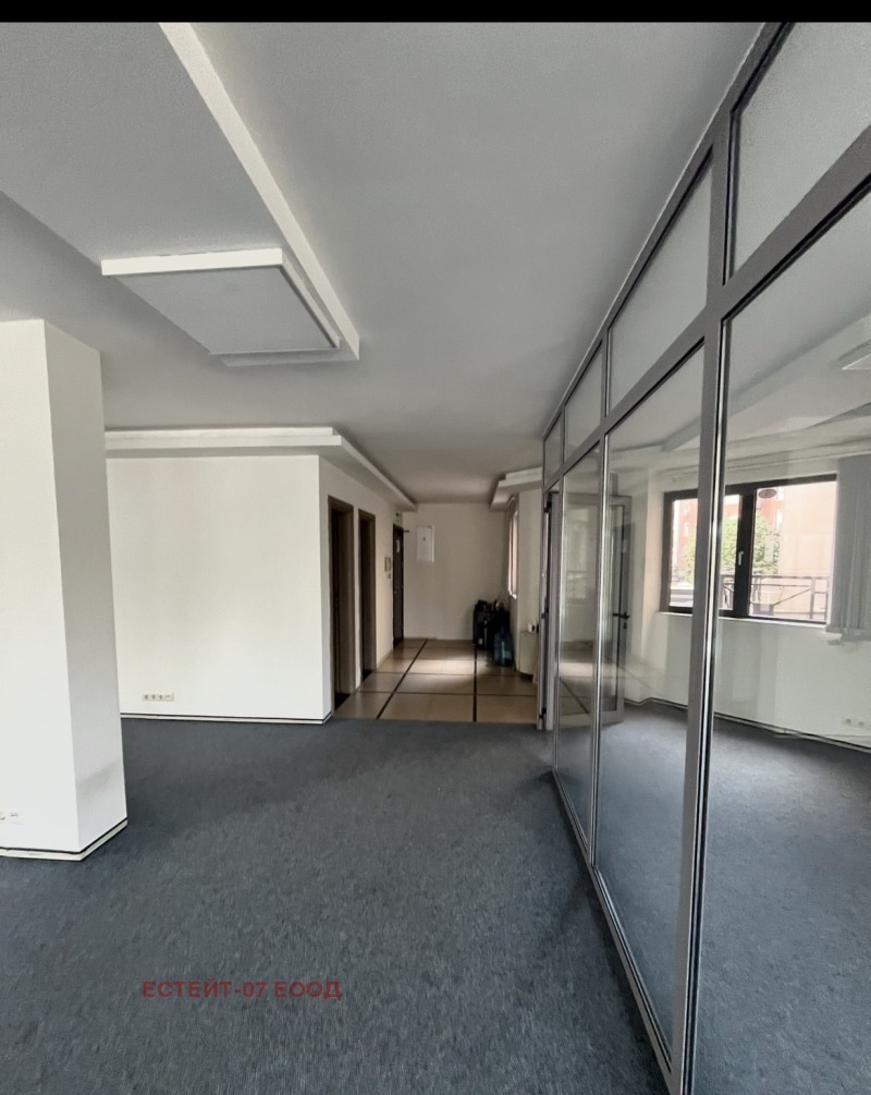 Под наем ОФИС, град Пловдив, Кършияка • 2100 € • 11902902 1 — Holmes.bg Под наем ОФИС, град Пловдив, Кършияка • 2100 € • 11902902 1