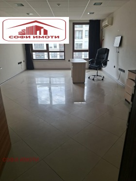 ОФИС, 35 m2 - Holmes.bg ОФИС, 35 m2