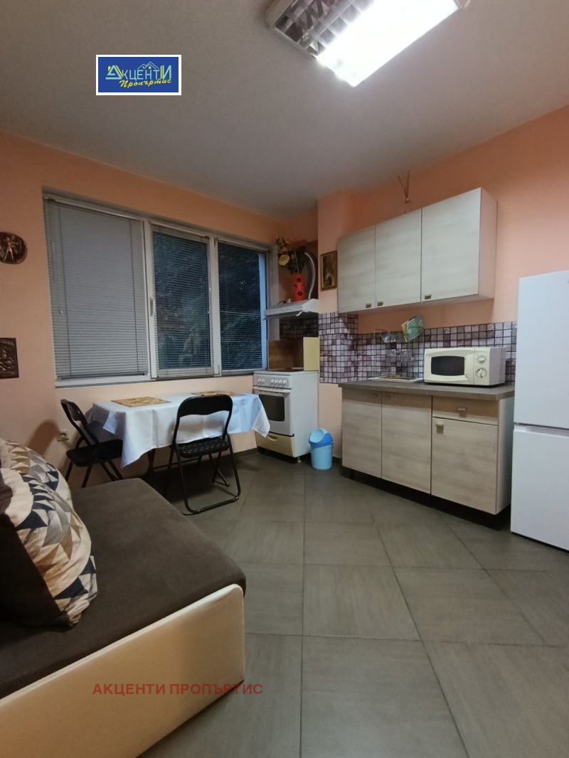 Под наем 3-СТАЕН, град Велико Търново, Център • 380 € / 743.22 лв. • 41947913 1 — Holmes.bg Под наем 3-СТАЕН, град Велико Търново, Център • 380 € / 743.22 лв. • 41947913 1