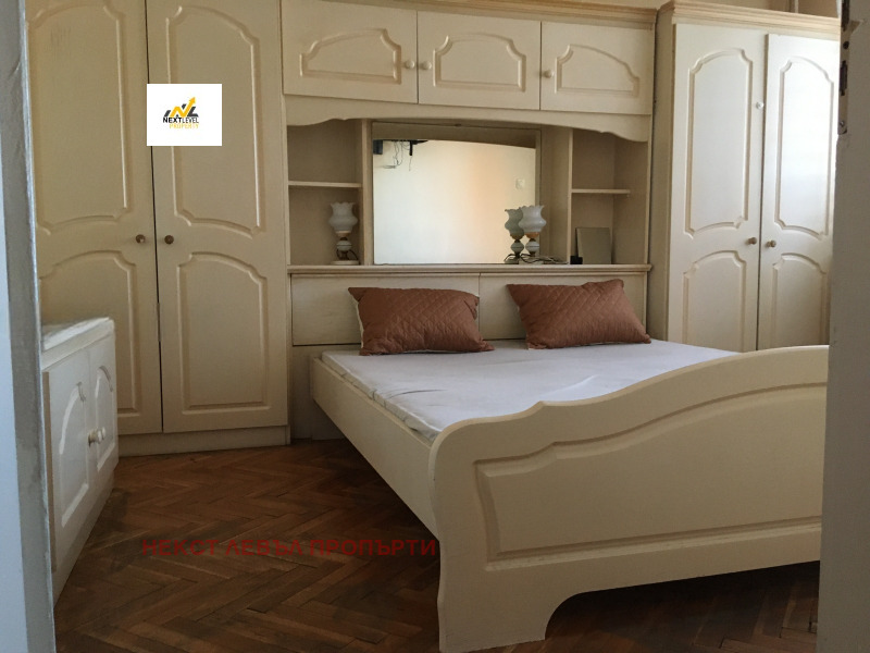 Под наем 2-СТАЕН, град София, Зона Б-18 • 550 € / 1075.71 лв. • 86503295 1 — Holmes.bg Под наем 2-СТАЕН, град София, Зона Б-18 • 550 € / 1075.71 лв. • 86503295 1