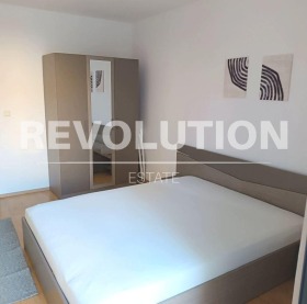 Обява Дава под наем 2-СТАЕН,град Варна, Център