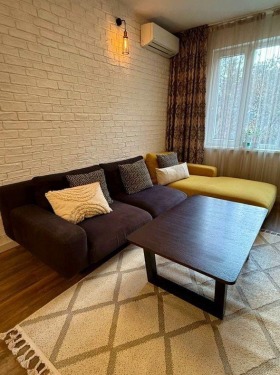 3-СТАЕН, 76 m2 - Holmes.bg 3-СТАЕН, 76 m2