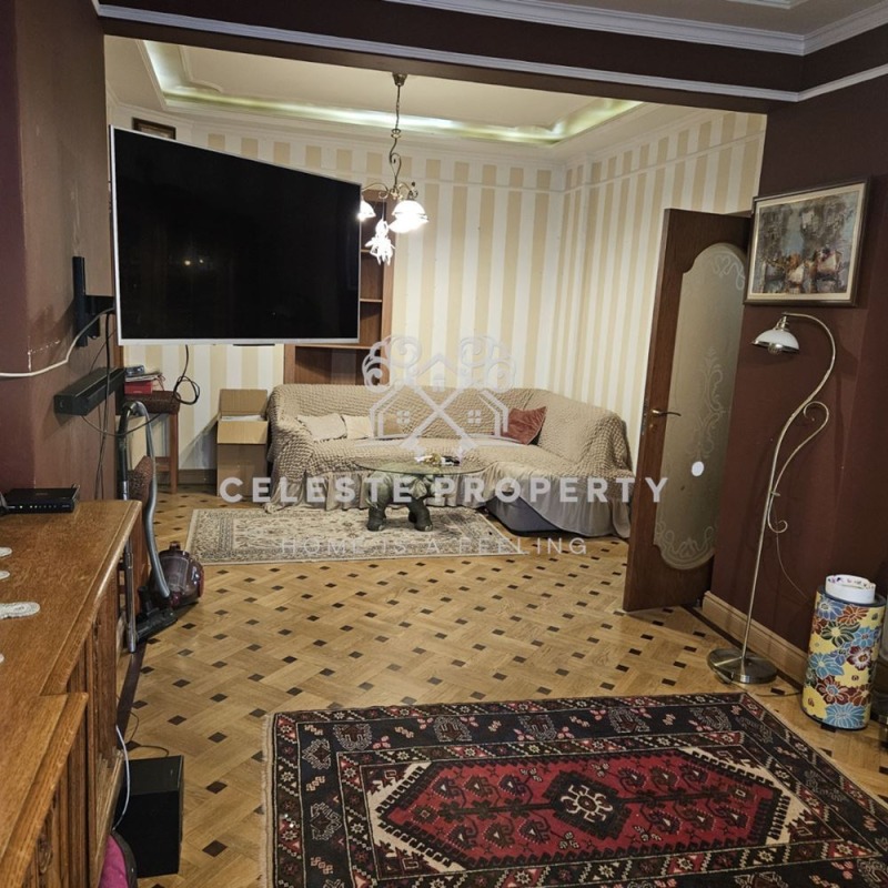 Под наем 3-СТАЕН, град София, Център • 900 € / 1760.25 лв. • 48181851 1 — Holmes.bg Под наем 3-СТАЕН, град София, Център • 900 € / 1760.25 лв. • 48181851 1