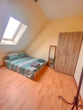 Обява Дава под наем 2-СТАЕН,град Варна, Колхозен пазар>