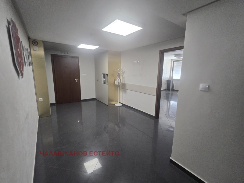 Под наем ОФИС, град София, Център • 1800 € • 50676815 1 — Holmes.bg Под наем ОФИС, град София, Център • 1800 € • 50676815 1