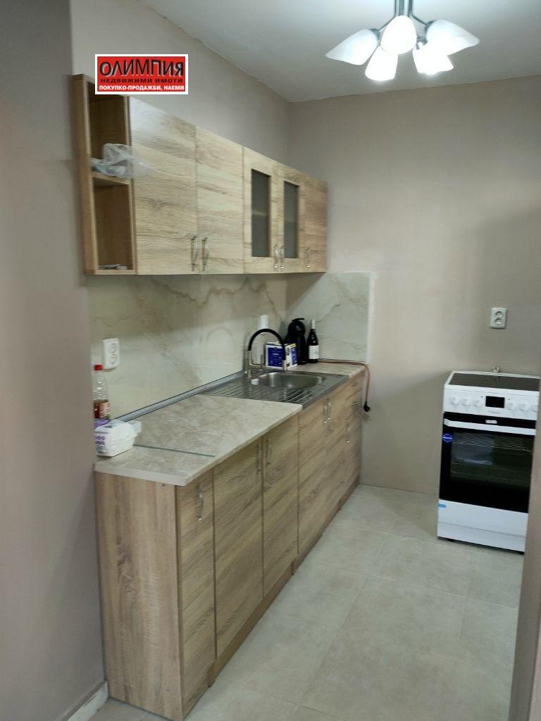 Под наем МНОГОСТАЕН, град Плевен, Широк център • 700 лв. / 357.90 € • 43323734 1 — Holmes.bg Под наем МНОГОСТАЕН, град Плевен, Широк център • 700 лв. / 357.90 € • 43323734 1