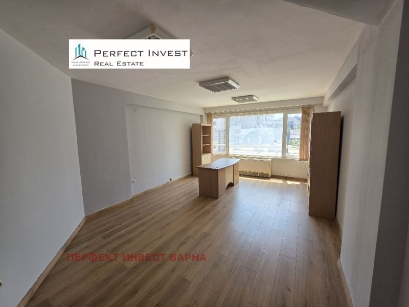 Под наем ОФИС, град Варна, Лятно кино Тракия • 210 € / 410.72 лв. • 73627578 1 — Holmes.bg Под наем ОФИС, град Варна, Лятно кино Тракия • 210 € / 410.72 лв. • 73627578 1