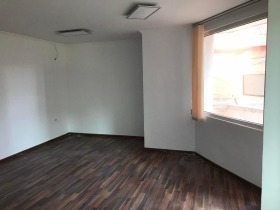 Обява Дава под наем 3-СТАЕН,град Варна, Зимно кино Тракия