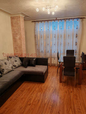 Обява Дава под наем 2-СТАЕН,град Пазарджик, Център