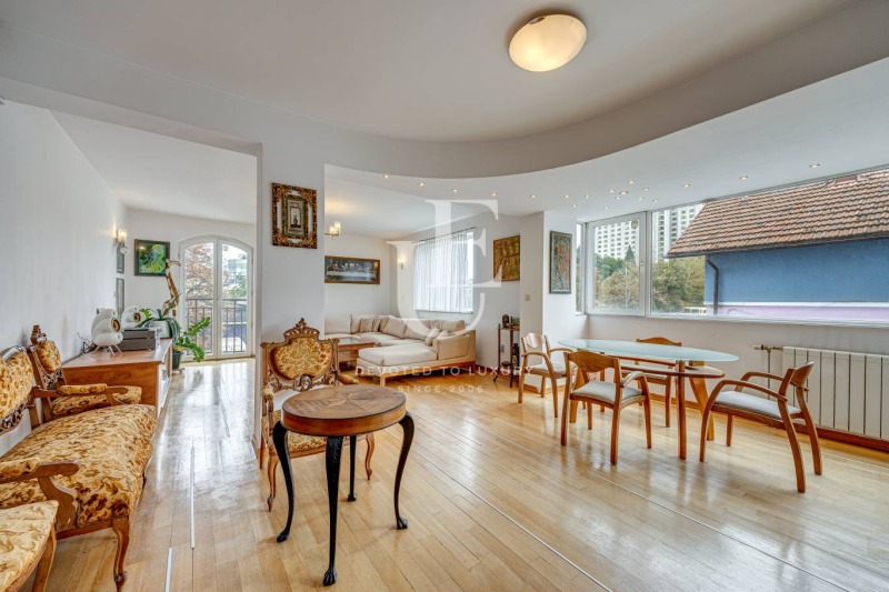 Под наем 3-СТАЕН, град София, Лозенец • 1400 € / 2738.16 лв. • 86718839 1 — Holmes.bg Под наем 3-СТАЕН, град София, Лозенец • 1400 € / 2738.16 лв. • 86718839 1