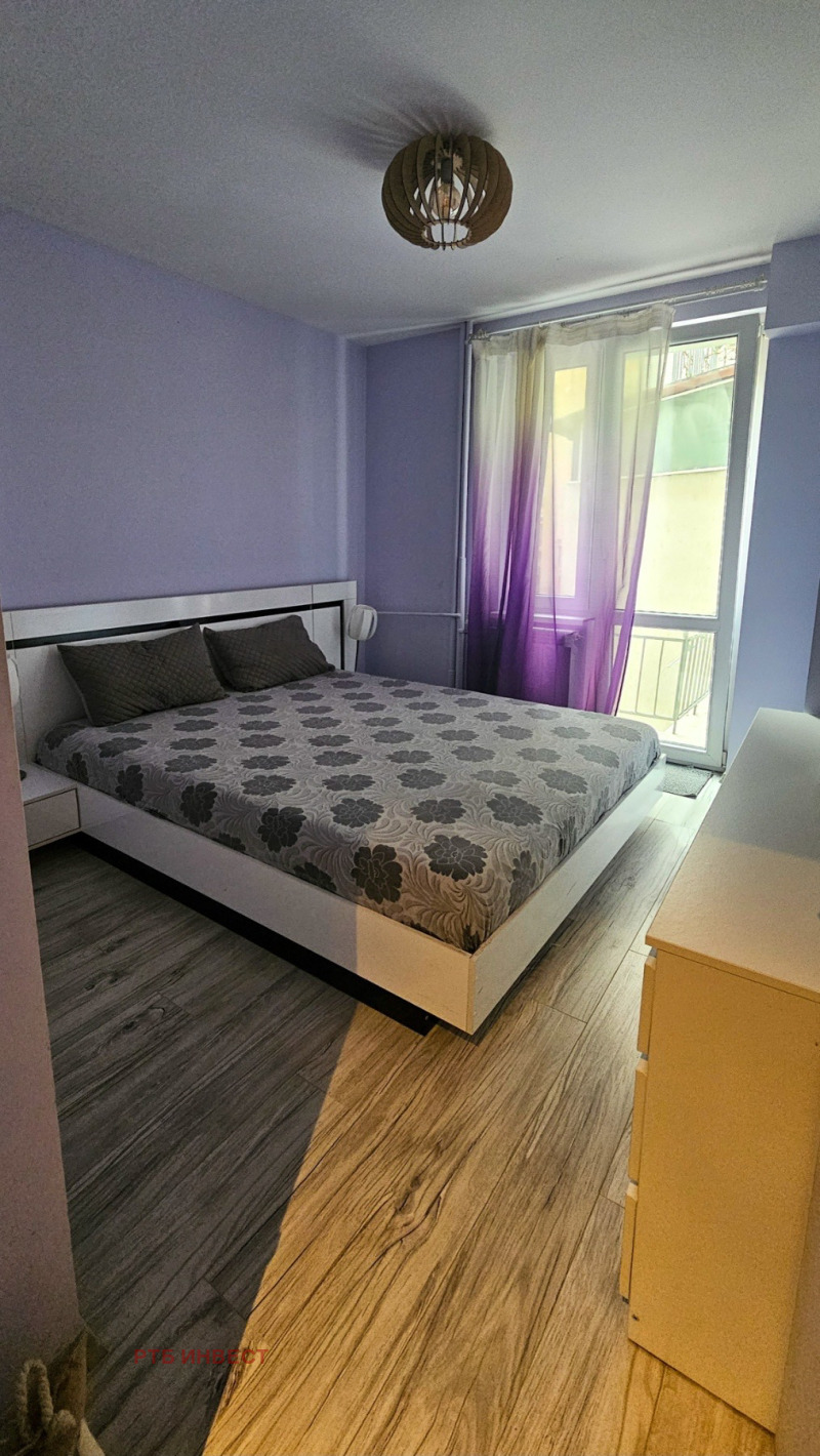 Под наем 3-СТАЕН, град София, Център • 900 € / 1760.25 лв. • 51286002 1 — Holmes.bg Под наем 3-СТАЕН, град София, Център • 900 € / 1760.25 лв. • 51286002 1