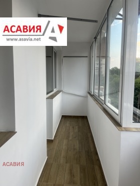 Обява Дава под наем 3-СТАЕН,град Плевен, Идеален център