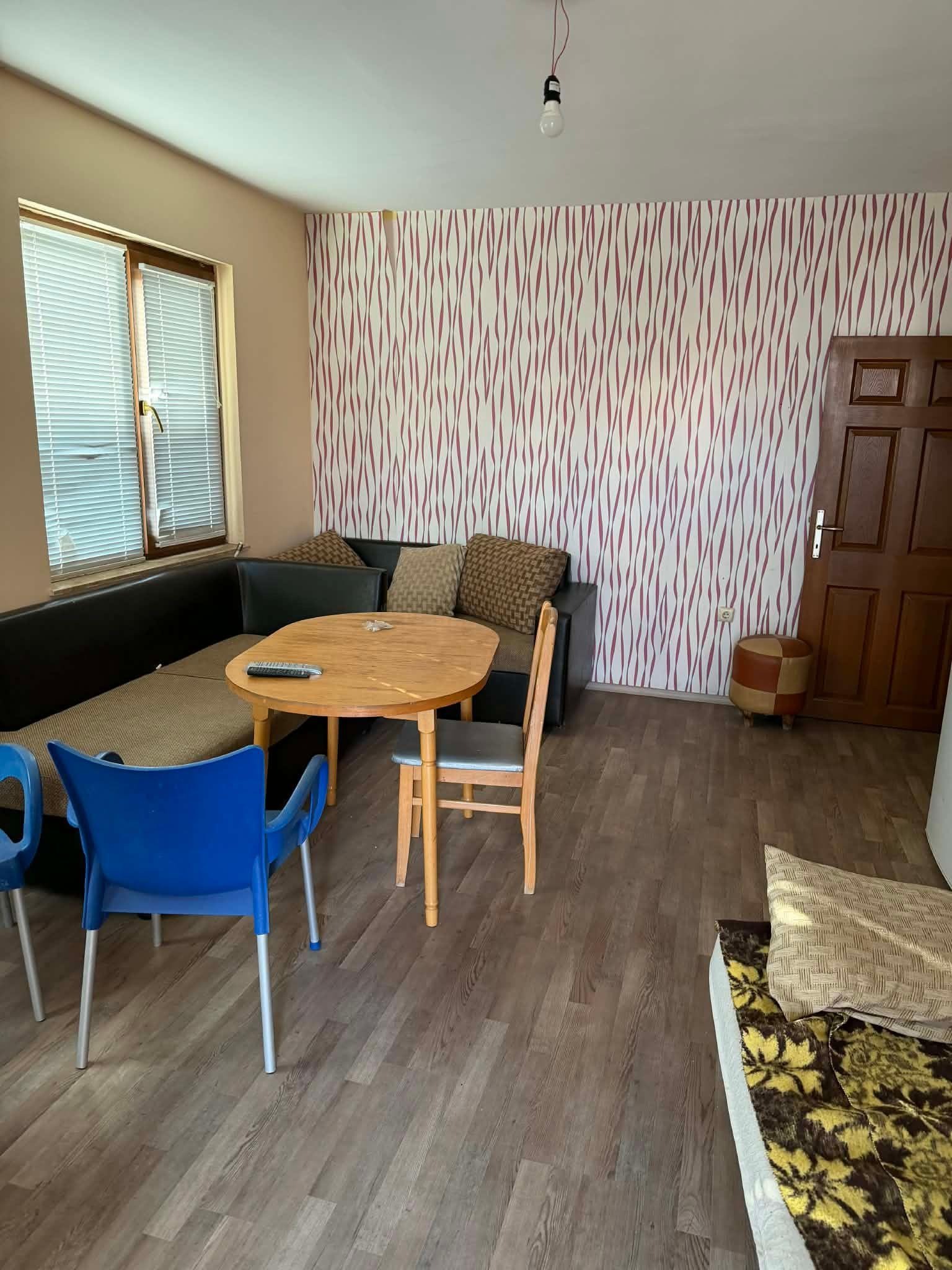 Дава под наем 2-стаен област Бургас , гр. Айтос , 70 кв.м | 22332627 — Imoti.com Дава под наем 2-стаен област Бургас , гр. Айтос , 70 кв.м | 22332627