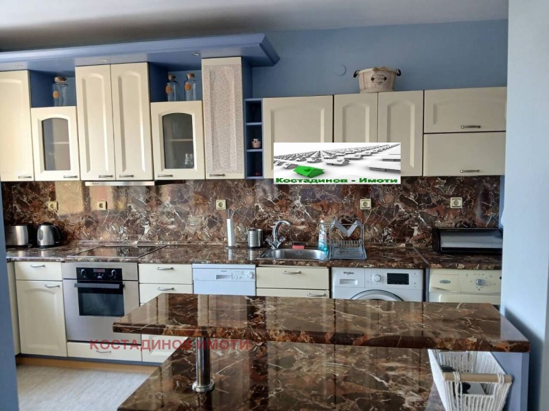 Под наем 3-СТАЕН, град Пловдив, Каменица 1 • 550 € • 94419846 1 — Holmes.bg Под наем 3-СТАЕН, град Пловдив, Каменица 1 • 550 € • 94419846 1