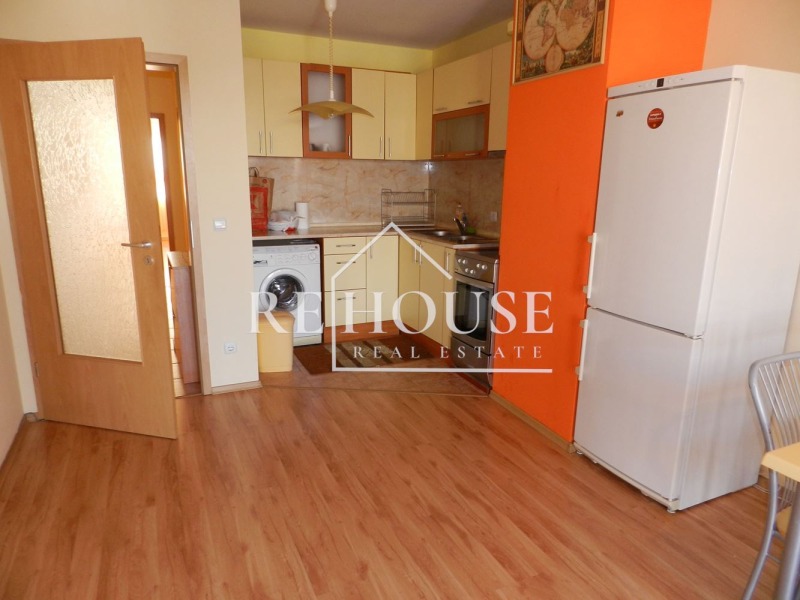 Под наем 2-СТАЕН, град Варна, Левски 2 • 400 € / 782.33 лв. • 68177278 1 — Holmes.bg Под наем 2-СТАЕН, град Варна, Левски 2 • 400 € / 782.33 лв. • 68177278 1