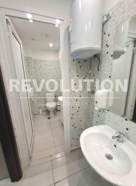 Обява Дава под наем СТАЯ,град Варна, Център