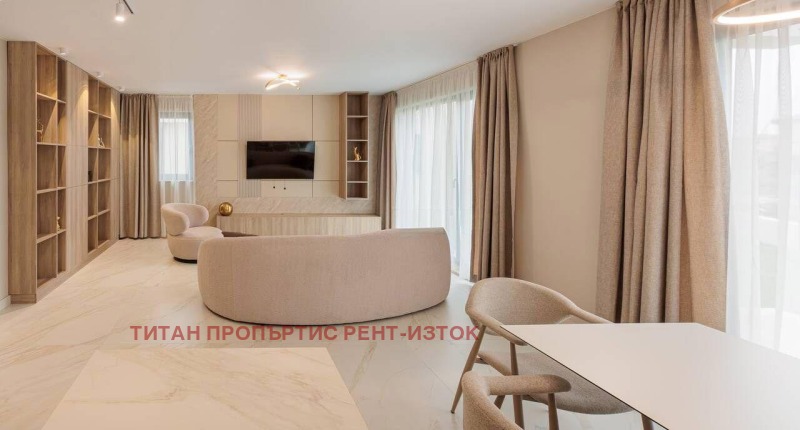 Под наем КЪЩА, град Бургас, Сарафово • 3600 лв. / 1840.65 € • 57965685 1 — Holmes.bg Под наем КЪЩА, град Бургас, Сарафово • 3600 лв. / 1840.65 € • 57965685 1