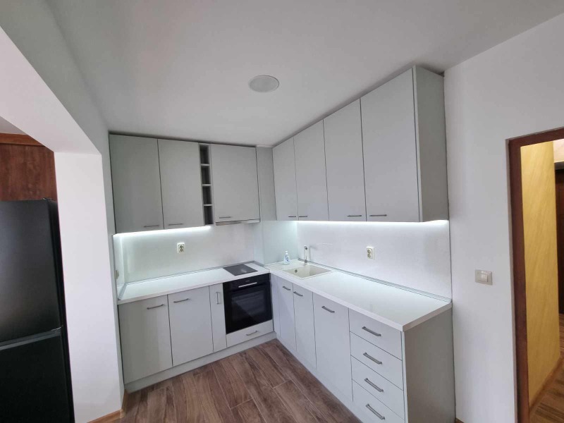 Под наем 2-СТАЕН, град Варна, Център • 613 € / 1198.92 лв. • 72154809 1 — Holmes.bg Под наем 2-СТАЕН, град Варна, Център • 613 € / 1198.92 лв. • 72154809 1