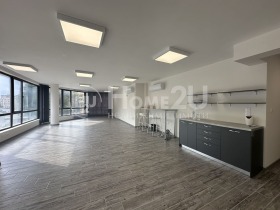 Обява Дава под наем ОФИС,град Пловдив, Център