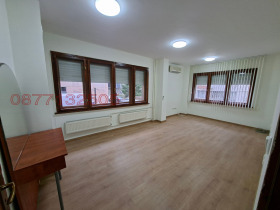 ОФИС, 55 m2 - Holmes.bg ОФИС, 55 m2