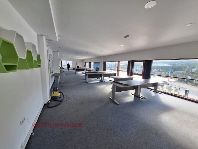 Под наем ОФИС, град София, Драгалевци • 3800 € • 30765425 1 — Holmes.bg Под наем ОФИС, град София, Драгалевци • 3800 € • 30765425 1