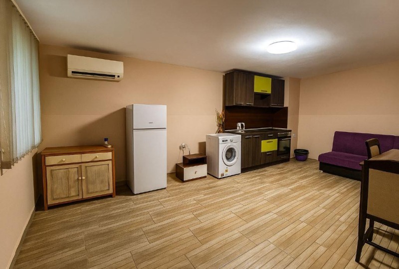 Под наем 2-СТАЕН, град Варна, Трошево • 350 € / 684.54 лв. • 87798259 1 — Holmes.bg Под наем 2-СТАЕН, град Варна, Трошево • 350 € / 684.54 лв. • 87798259 1