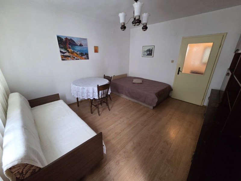 Под наем 2-СТАЕН, град Варна, Окръжна болница-Генерали • 350 € • 76457605 1 — Holmes.bg Под наем 2-СТАЕН, град Варна, Окръжна болница-Генерали • 350 € • 76457605 1