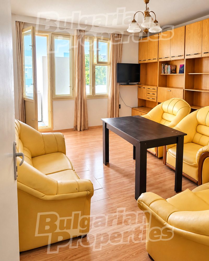 Под наем 3-СТАЕН, град Варна, Цветен квартал • 450 € • 74951889 1 — Holmes.bg Под наем 3-СТАЕН, град Варна, Цветен квартал • 450 € • 74951889 1
