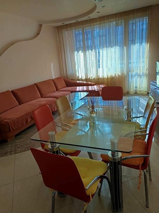 Под наем 4-СТАЕН, град София, Гоце Делчев • 850 € / 1662.46 лв. • 53295974 1 — Holmes.bg Под наем 4-СТАЕН, град София, Гоце Делчев • 850 € / 1662.46 лв. • 53295974 1