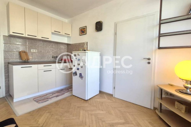 Под наем 3-СТАЕН, град София, Иван Вазов • 1480 лв. / 756.71 € • 66433774 1 — Holmes.bg Под наем 3-СТАЕН, град София, Иван Вазов • 1480 лв. / 756.71 € • 66433774 1