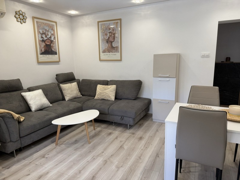 Под наем 2-СТАЕН, град Бургас, Лазур • 650 € • 41665450 1 — Holmes.bg Под наем 2-СТАЕН, град Бургас, Лазур • 650 € • 41665450 1