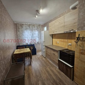 Обява Дава под наем 2-СТАЕН,град Русе, Център