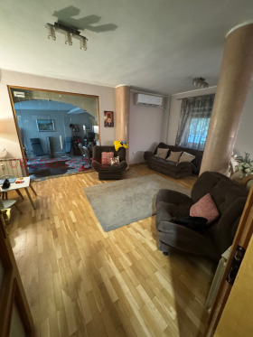 3-СТАЕН, 150 m2 - Holmes.bg 3-СТАЕН, 150 m2