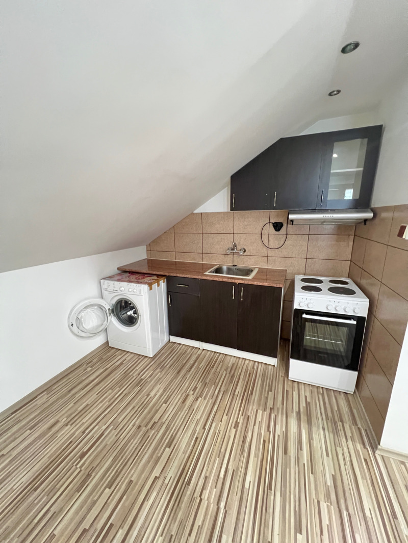 Под наем 2-СТАЕН, град София, Изток • 450 € / 880.12 лв. • 18097431 1 — Holmes.bg Под наем 2-СТАЕН, град София, Изток • 450 € / 880.12 лв. • 18097431 1