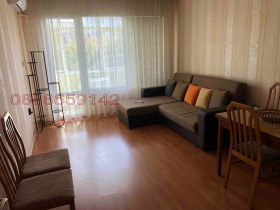 Обява Дава под наем 3-СТАЕН,град Търговище, Център